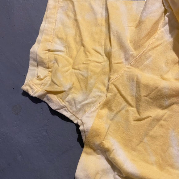 American Rag Yellow Tie Dyed Short Sleeve - Picture 6 of 7